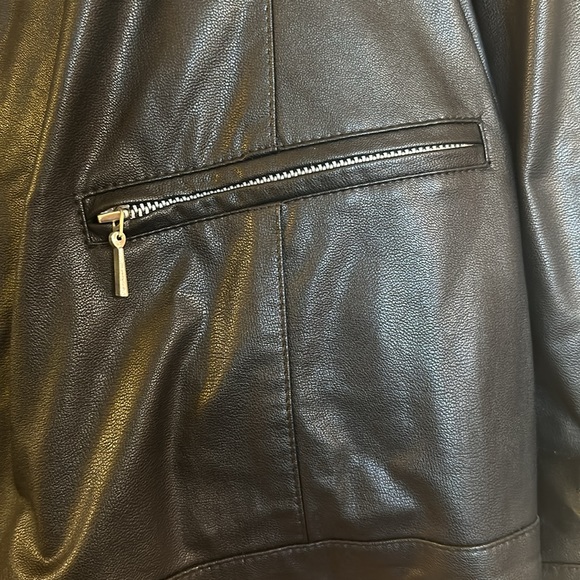 Fun Chico’s Moto faux leather black jacket with jeweled collar — Size 3 - Picture 4 of 8